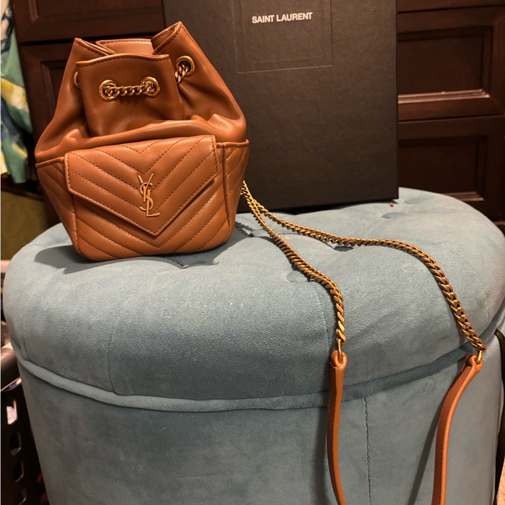 Saint Laurent Tan Leather Bucket Bag - Picture 2 of 14